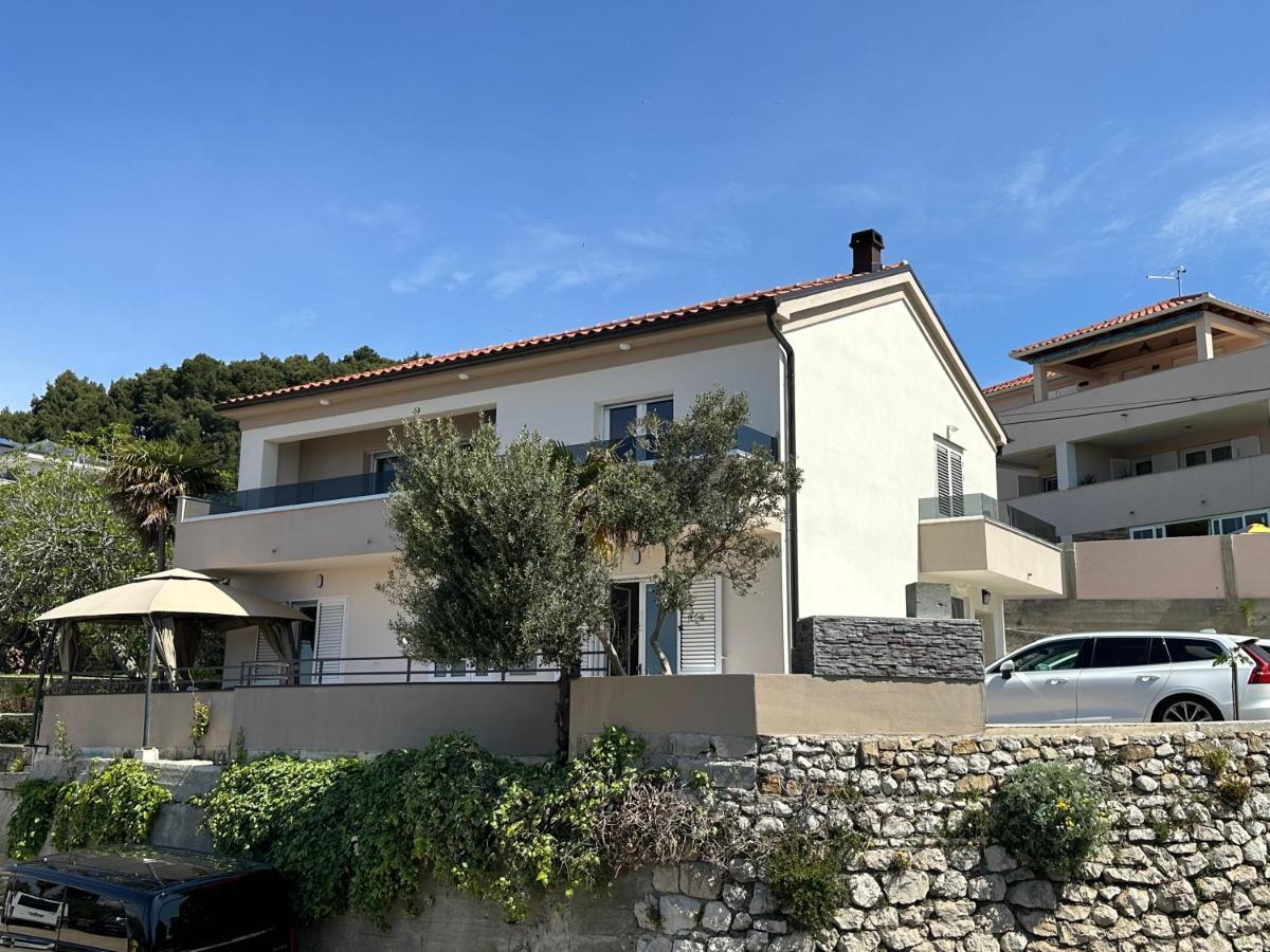 Apartments Jelka Banjol Exterior foto